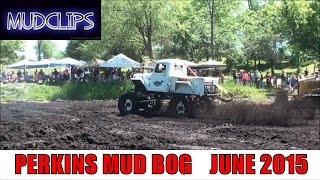 Perkins Mud Bog - White Wyllys Jeep Plays In The Mud