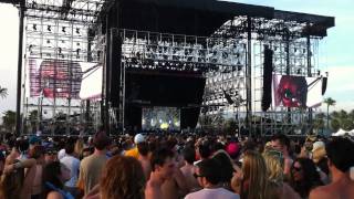 death from above 1979 - you&#39;re lovely ( but you&#39;ve got problems ) @ coachella 2011