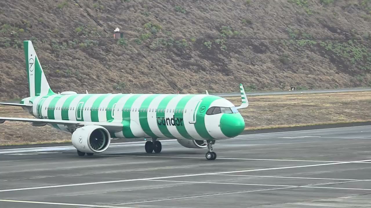 Planespotting in Madeira, very nice! 