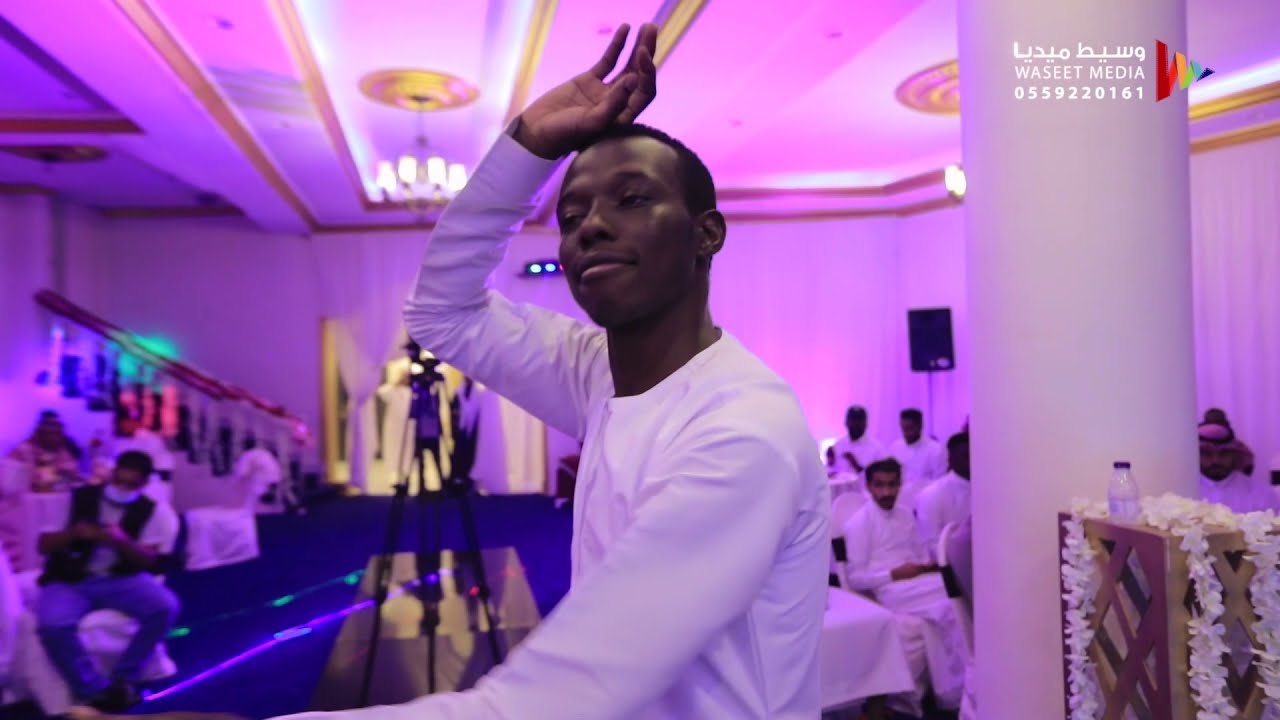 رقص خوال حمااااس في حفل تقدمة الخياط / احدن يلاقي / الفنان ؟؟