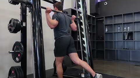 Smith Machine Reverse Lunge