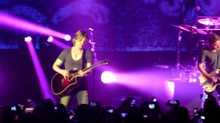 Goo Goo Dolls Iris Live Hammersmith Apollo 25.10.2013