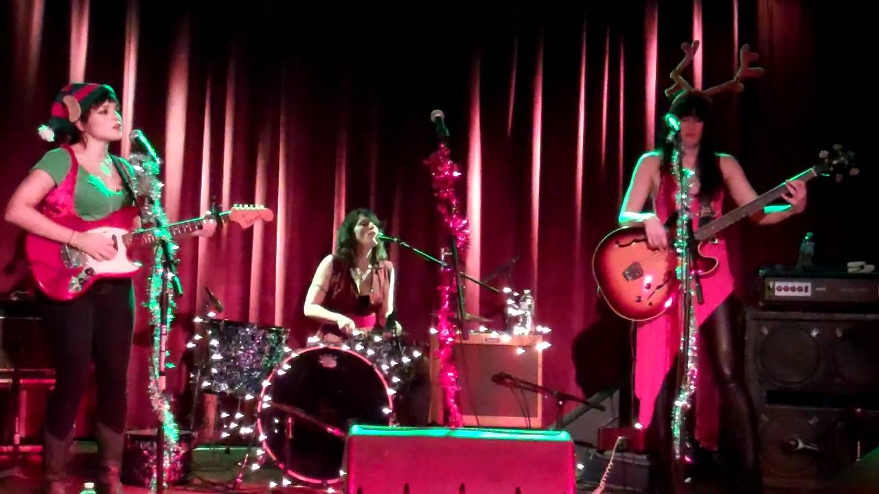 Norah Jones, Sasha Dobson & Catherine Popper- Home Of The Blues