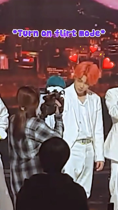 Staf Wanita Menjadi Malu Saat Melakukan Kontak Mata Dengan Jimin 😭💜 #shorts #jimin #bts