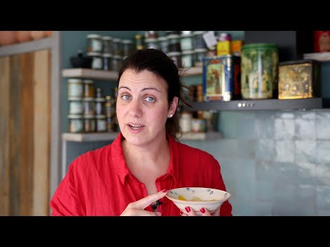 Video: Hoe Om Forshmak Met Groente En Kruie Te Kook