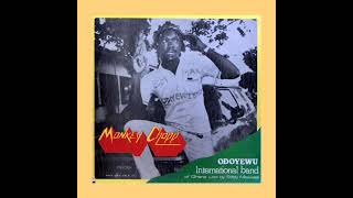Eddy Maxwell &amp; the Odoyewu International Band of Ghana - Let Monkey Chop