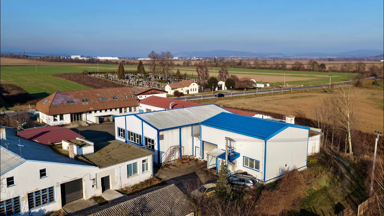 Prodej výrobního a skladovacího areálu 4386 m², Loštice