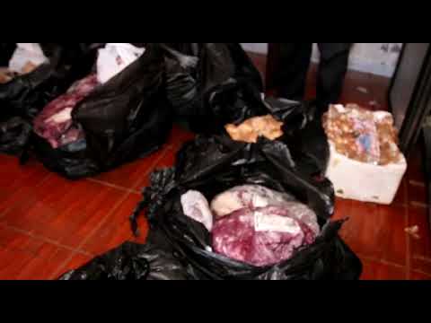 مداهمة ملحمة في كفررمان ومداهمة اكثر من ٤٠٠ كيلو من اللحم والدجاج منتهي الصلاحية