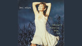 Watch Lari White Aint Gonna Worry About Love No More video