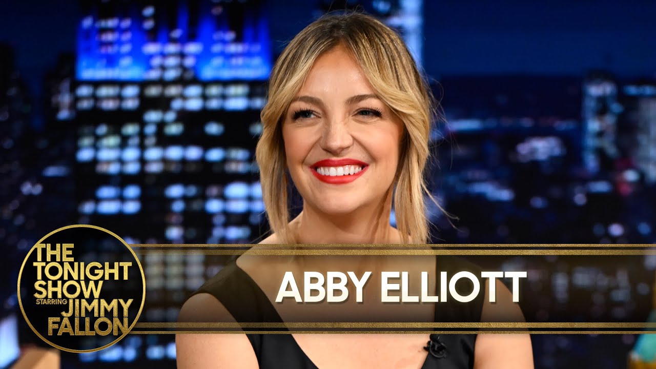 Abby Elliott's Mom Filmed Her Giving Birth for The Bear; Smoked a Joint on Stage at SNL50 (Extended)