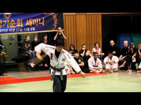 Langstockdrehen mit Son Jun Seog