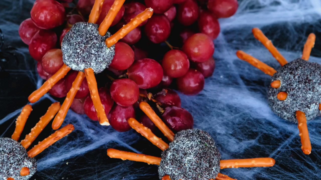 Halloween Recipe Spooky Spider Cheese Balls by Everyday Gourmet with