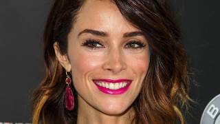 Abigail Spencer Bikini Images