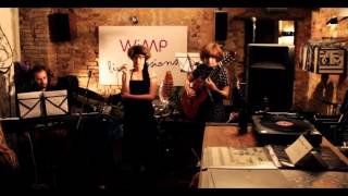 Kirsten & Marie - The Moon | Wimp Sessions