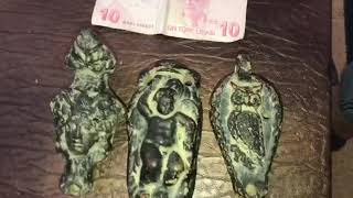 Tarihi Kadeh Ve Mumluk Bulduk.