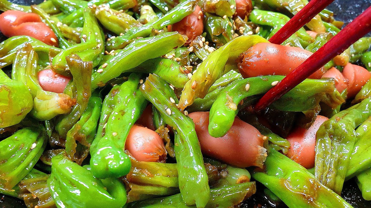 소시지 꽈리고추 볶음