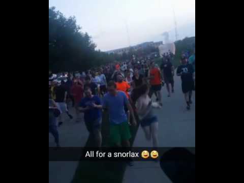 Pokemon go crazy crowd for snorlax