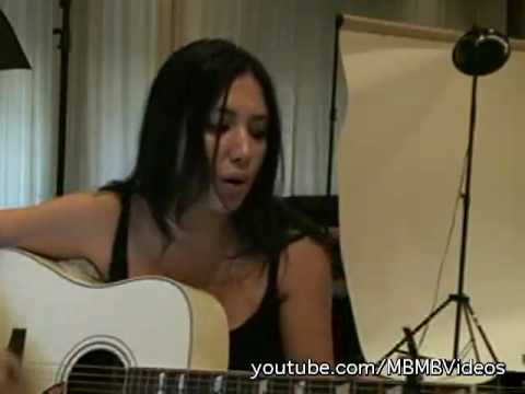 Michelle Branch - Summertime (Live Acoustic)