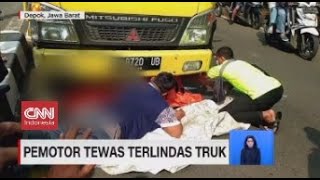 Pemotor Tewas Terlindas Truk