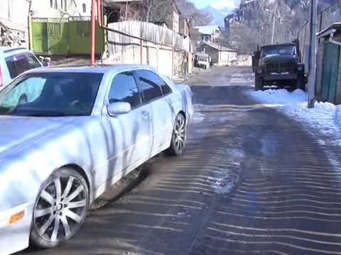 \"მიატოვეს ასე ამოთხრილი\" - მოსახლეობა წაღვერი-ტიმოთესუბნის გზის რეაბილიტაციას ითხოვს