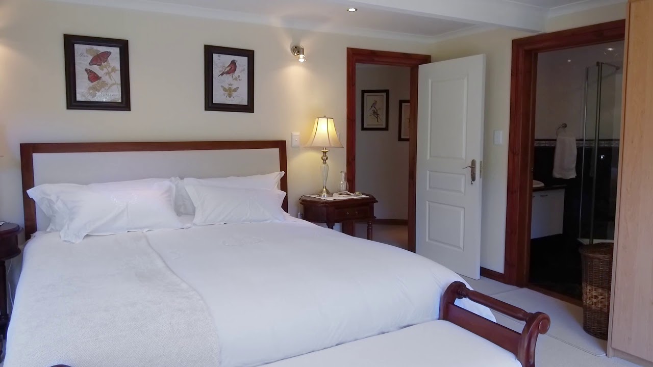 4 Bedroom House in Wilderness Bird Sanctuary