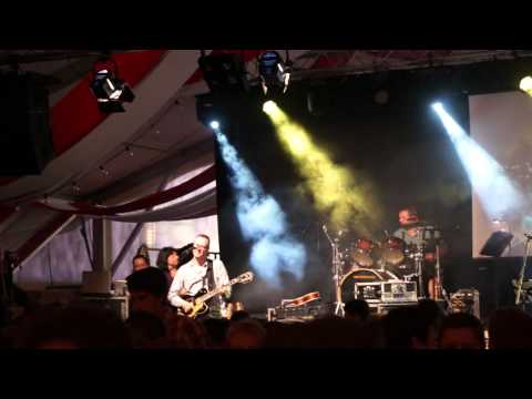 Erwin & die "neuen" Heckflossen. 19.05.2011 Hahn Zelt -2