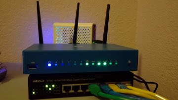 Turris Omnia Router LEDs: WAN and WiFi usage