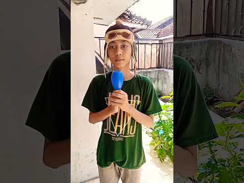 Video: Siapa penyanyi asli dari boy lollipop saya?