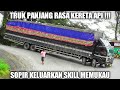 HEBAT !!! Skill Diatas Rata Rata, Sopir Medan Bawa Truk Super Panjang Lewat Sitinjau Lauik