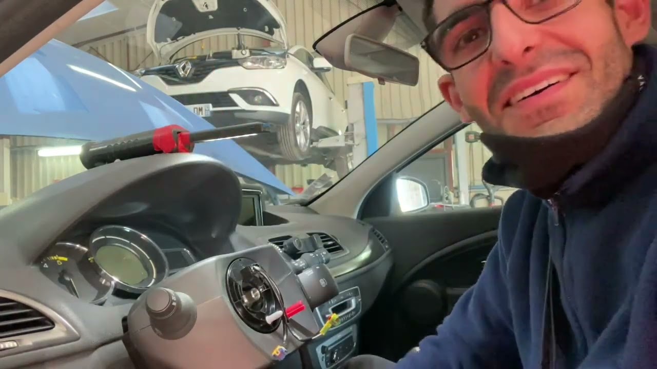 Voyant airbag Megane 3 !! Défaut spiral de volant 👍👍