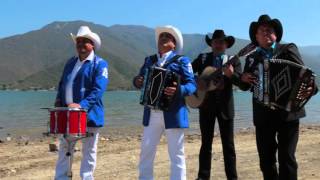 Video thumbnail of "ROSA ROJA MX LUPE Y POLO"