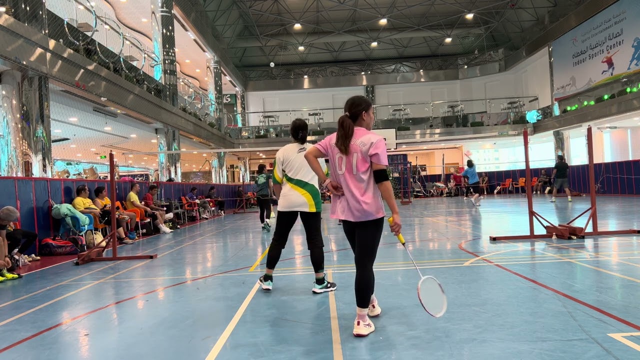 Kc/ Bella vs Janet/ Monic