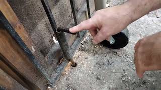 Entry Gate Support--Boat Trailer Jacks #gate #diy #diyideas
