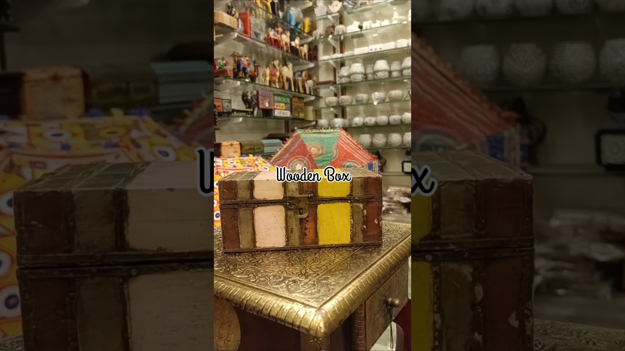 Add a royal touch to your treasures with this handcrafted wooden jewelry box! ✨ 