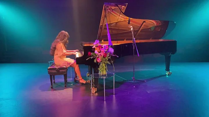 Steinway on Stage at Home with Sandra Francis