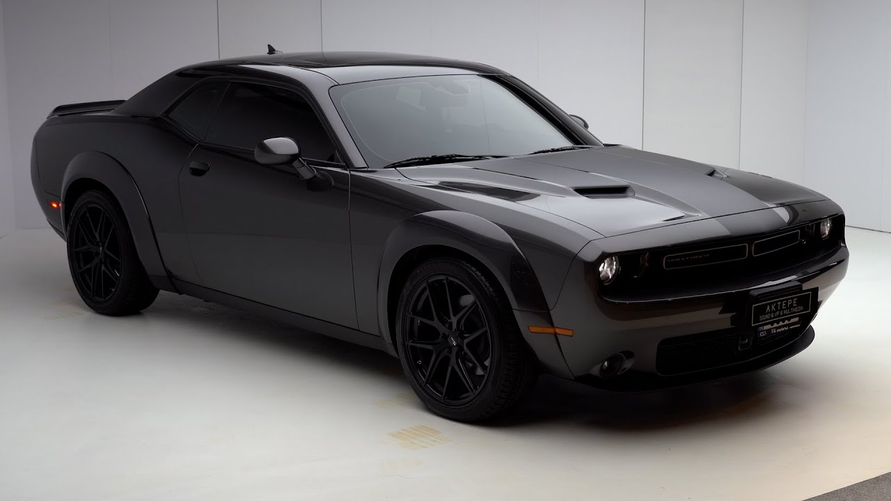 Dodge Challenger - Interior and Exterior Details - Hell Cat Wide Fender- Active Sound Exhaust System