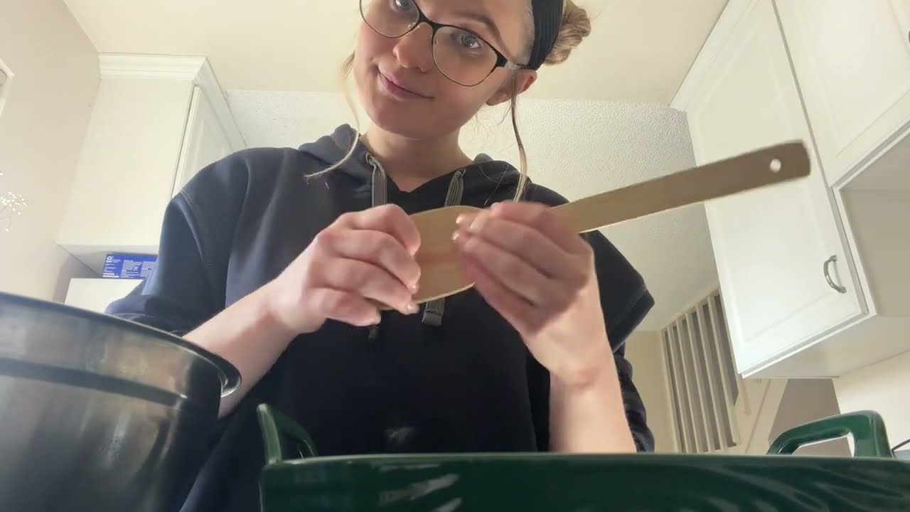 LOFI ASMR Baking Valentine Cake Pops