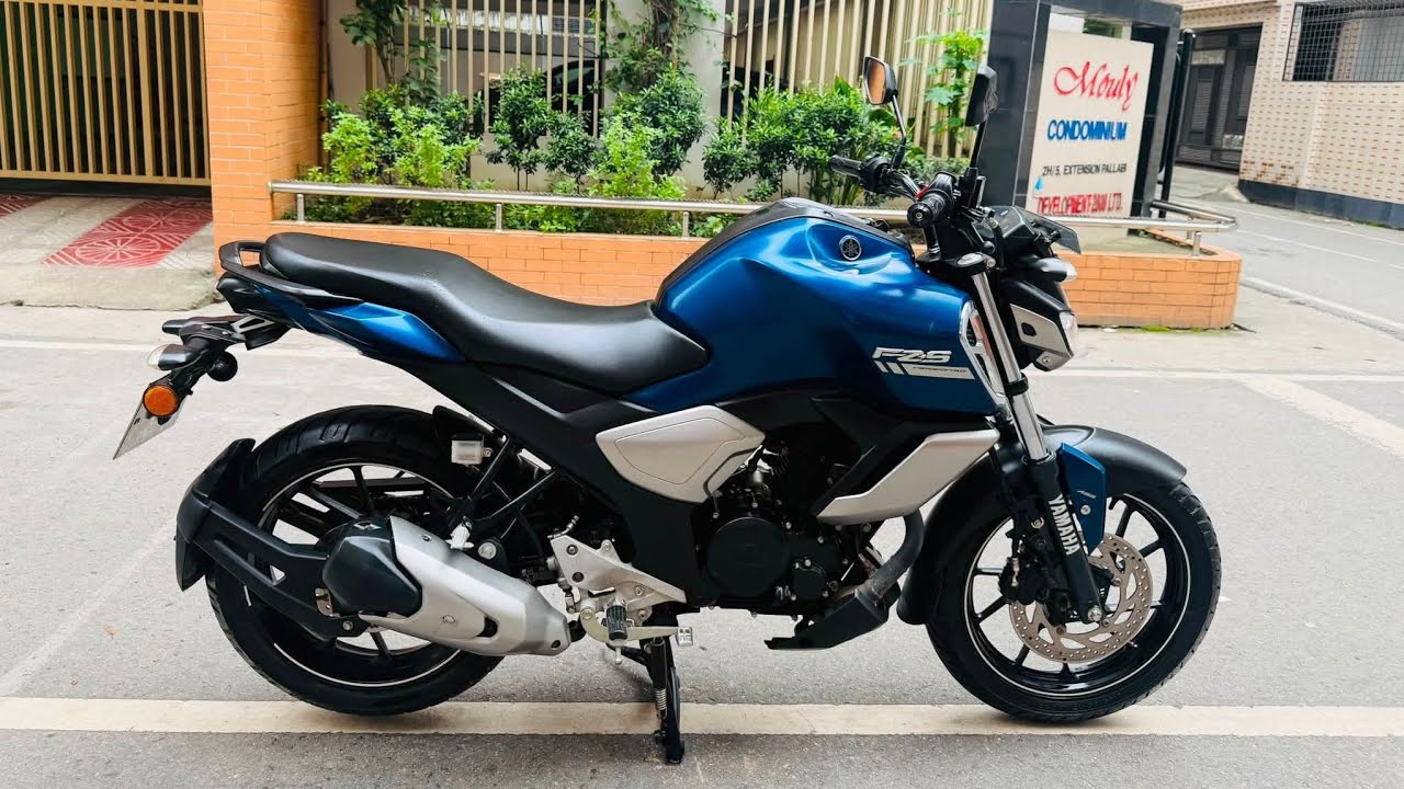Yamaha FZS V3 2024 Blue