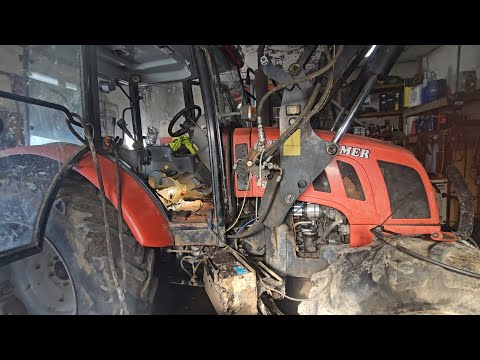 Reverse gear failed. Damaged gearbox teeth in Farmer F-8258.