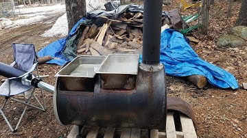 Making maple syrup at home with 55 gallon drum evaporator.