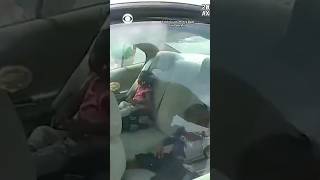 Georgia police officers smash car window to save 2 children from sweltering heat #shorts