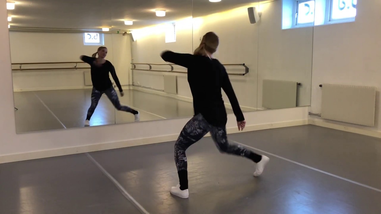 Pound The Alarm - Nicki Minaj | D.d