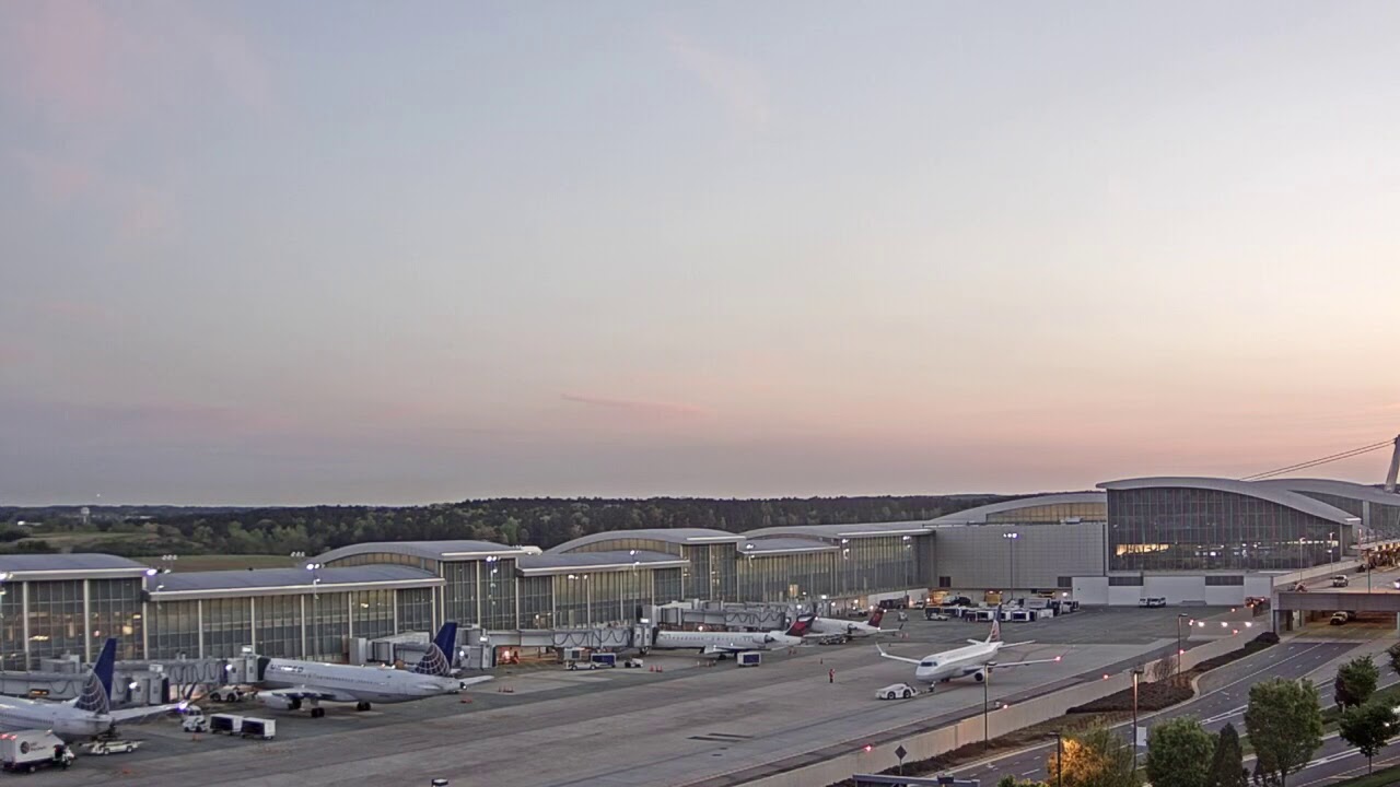 Delta Airlines MD88 takeoff from RDU airport YouTube