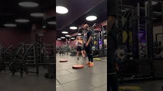 Double dip FFE split jump