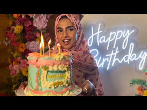 فلوق حفلة عيدميلادي 🎉 | فعاليات رسم و احتفالات لا نهائية + انبوكسنق للهدايا 🎁