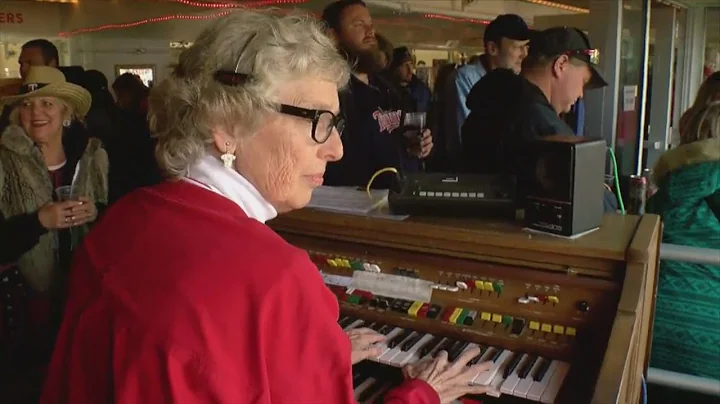 Meet Sue Nelson, The Twins Organist