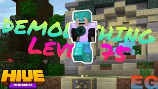 DEMOLISHING - Grinding to SkyWars level 75| Ep. 2 (Minecraft Bedrock Hive)