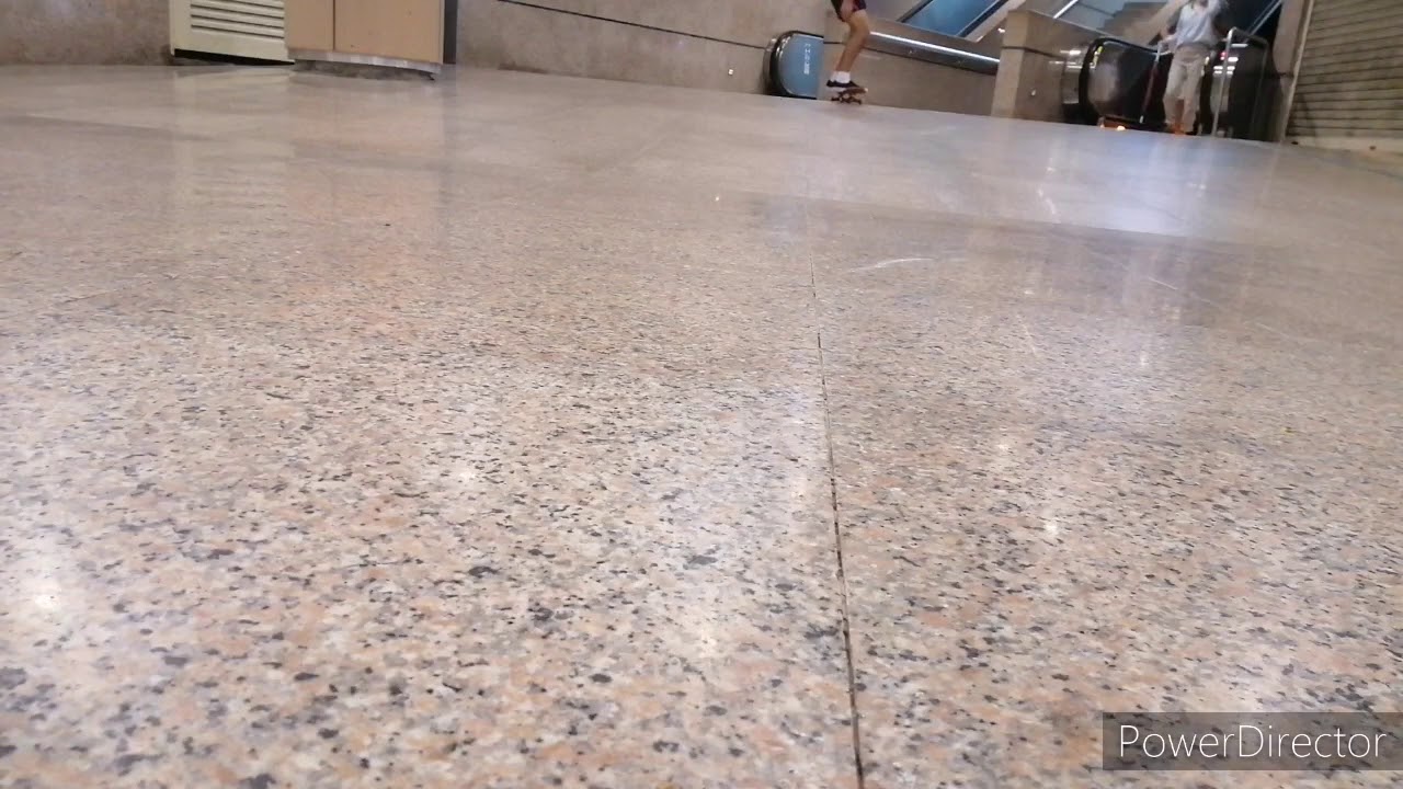 Street skating in Citylink, Singapore 