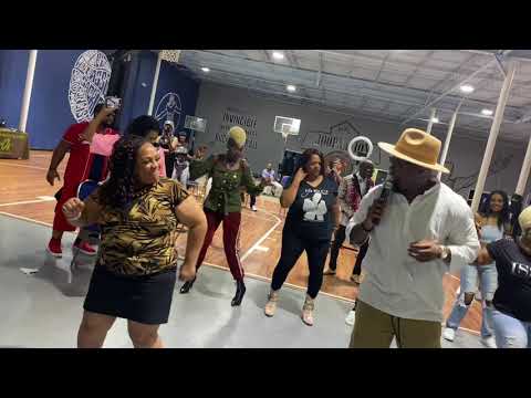 Cupid Pulls up in ATL and teaches #FLEX #FLEX 🥰 #flexlinedance #cupidflex #cupidshuffle