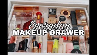 WHAT'S IN MY EVERYDAY MAKEUP DRAWER?!